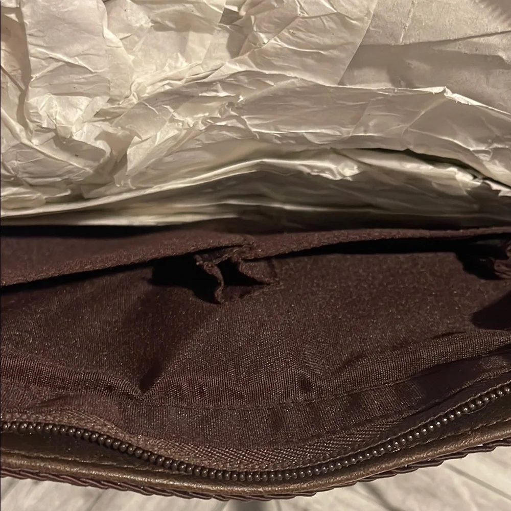 Amanda Smith Brown Woven Tote Bag - Picture 8 of 10